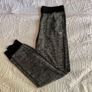 ❗️SOLD❗️Active pants